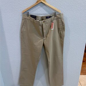 Vineyard Vines Men's Tan Chinos